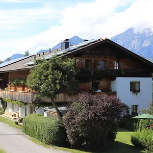 https://pechhof.ischgl-hotels.net